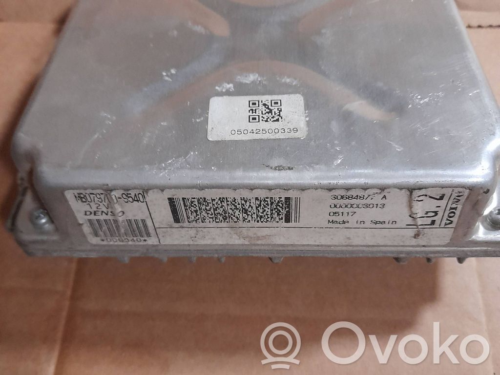 Engine control unit/module   30684877,0000003013,05117