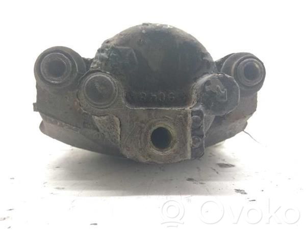 Drum brake (front)