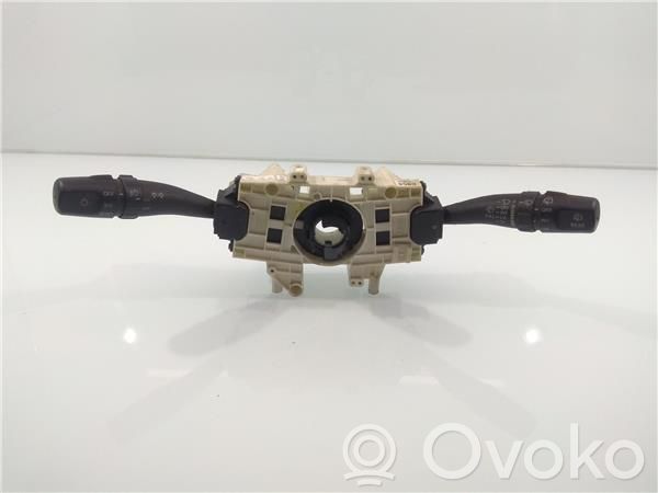 KIA Cerato Valokatkaisija 