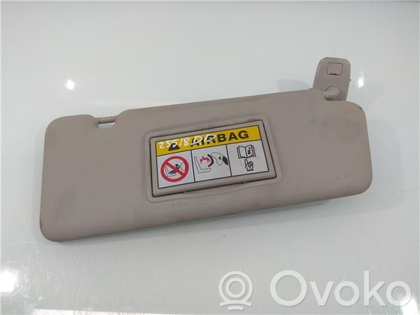 Renault Clio IV Häikäisysuoja 
