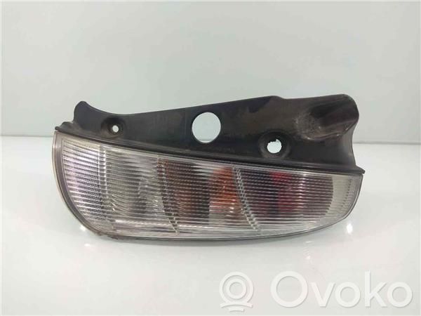 Lámpara de faros/luces traseros   TOCADO