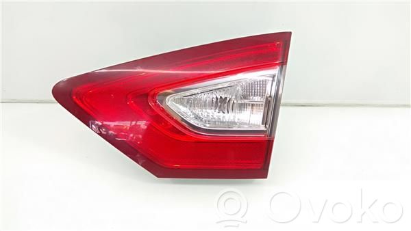 Ford Mondeo MK V Takavalon polttimo 