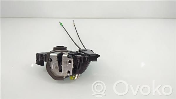 Toyota Yaris Etuoven lukko 