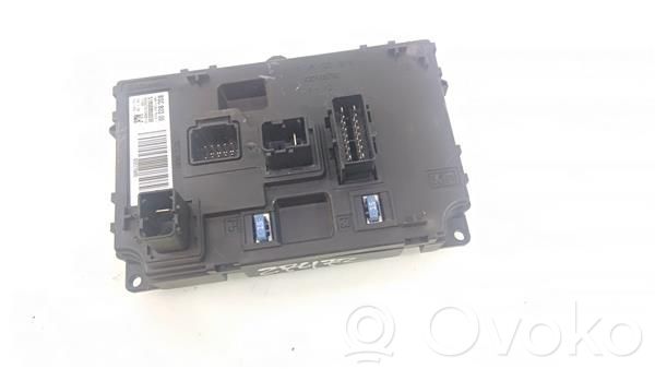 Peugeot 3008 I Unité de commande, module ECU de moteur 
