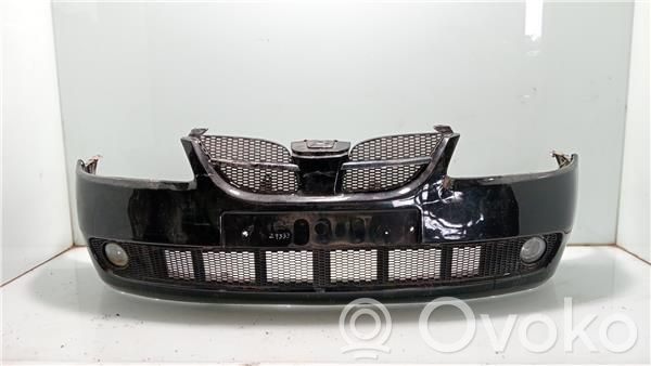 Nissan Almera N16 Pare-choc avant