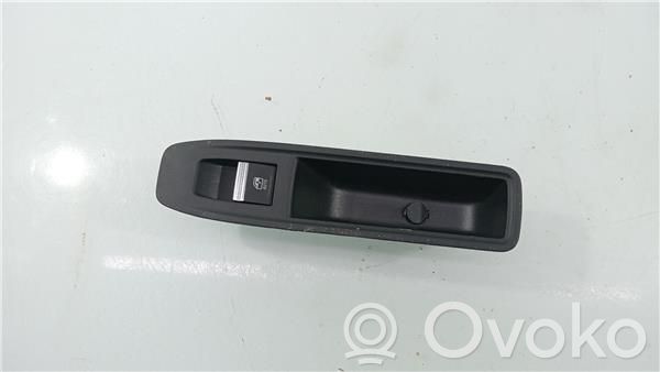 Renault Captur Interrupteur commade lève-vitre 