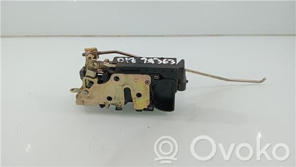 Cerradura de puerta delantera