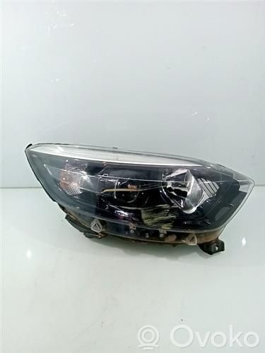 Renault Captur Phare frontale 