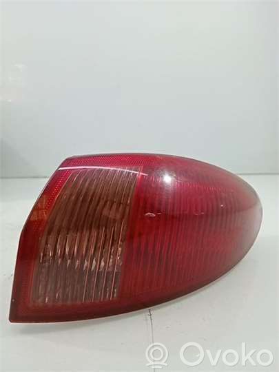 Alfa Romeo 147 Lámpara de faros/luces traseros