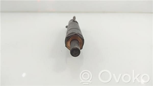 Inyector de combustible   TJBB02701D