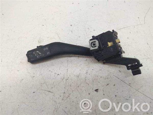 Skoda Octavia Mk2 (1Z) Interrupteur d'éclairage de la cabine dans le panneau 