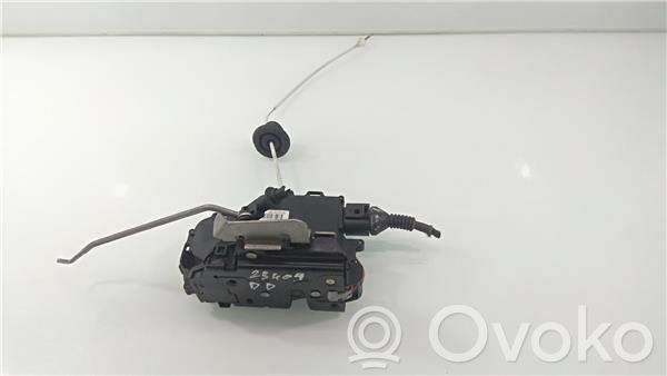 Audi A4 S4 B6 8E 8H Türschloss vorne