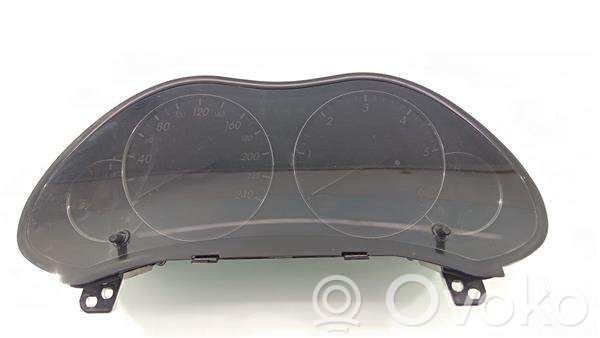 Toyota Avensis T250 Compteur de vitesse tableau de bord