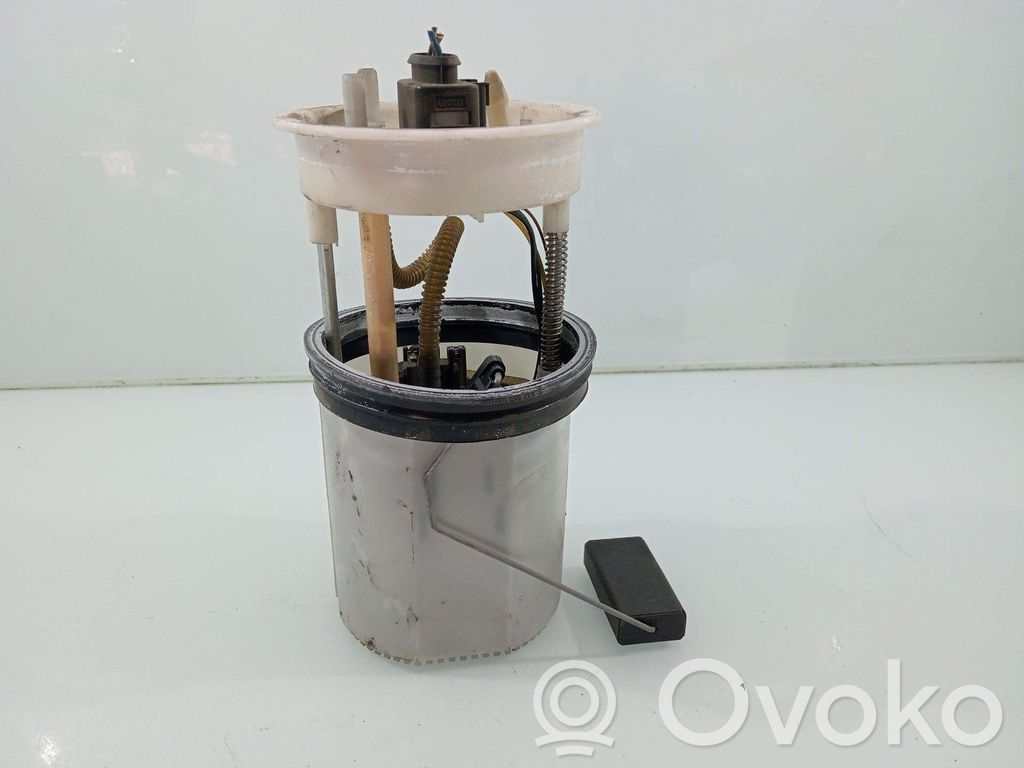 Volkswagen Polo V 6R Pompă combustibil în rezervor 