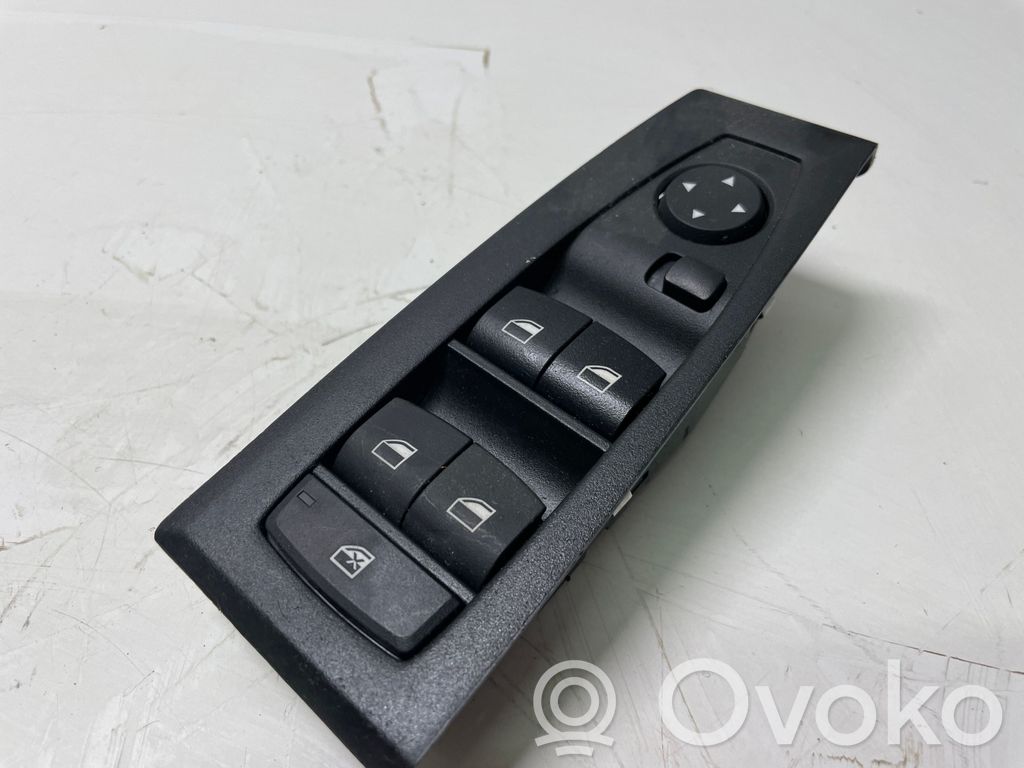 BMW 2 F46 Electric window control switch 