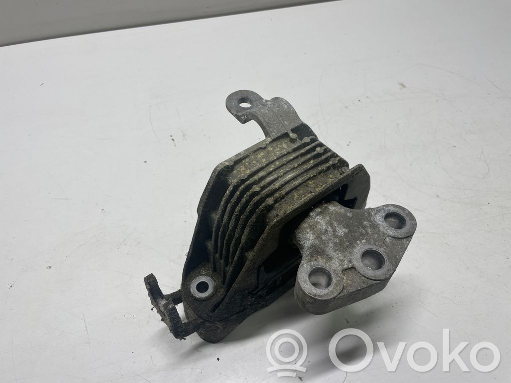 Opel Astra J Engine mount bracket 