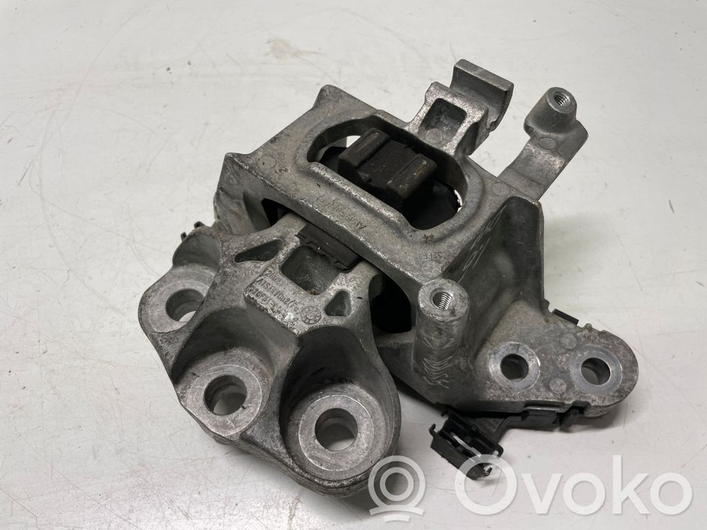 Opel Astra K Engine mount bracket 