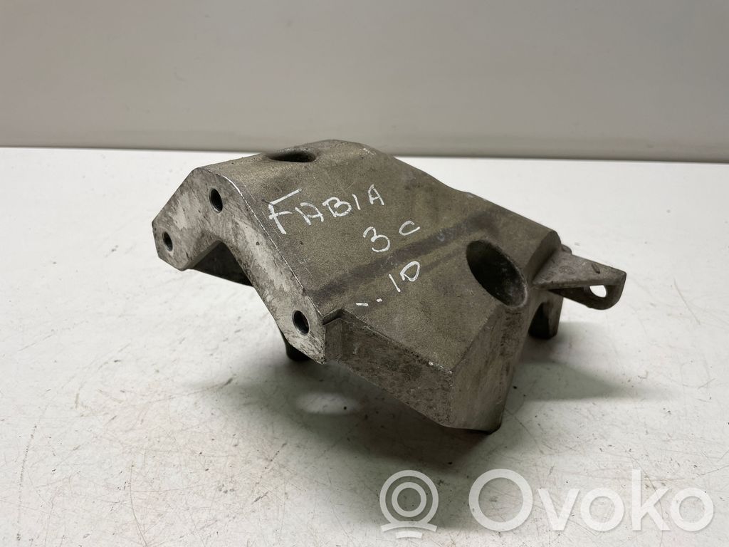 Engine mounting bracket   045199207