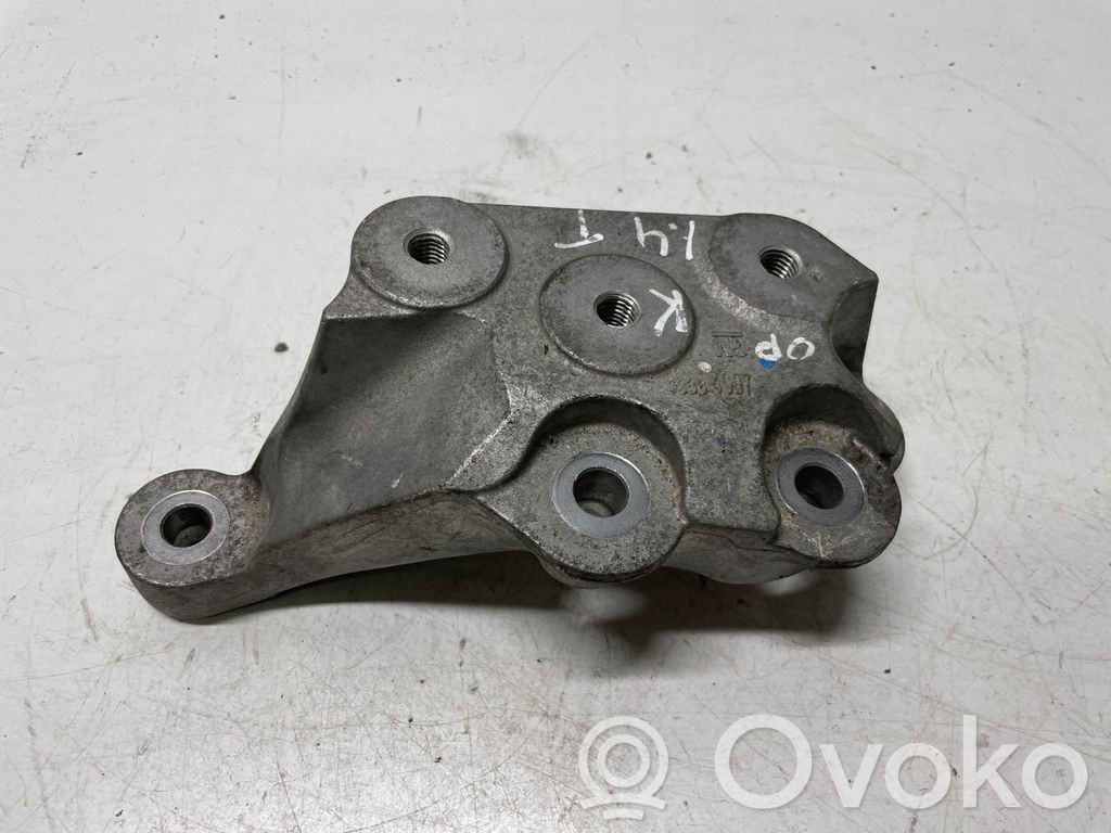 Engine mounting bracket   13364007