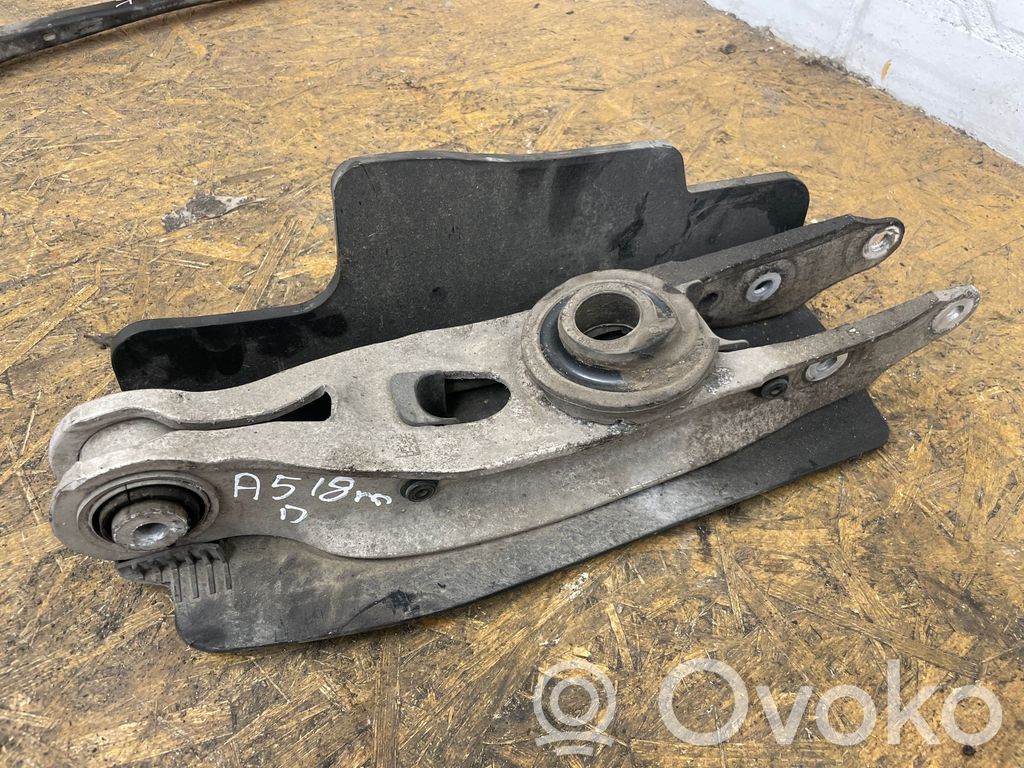 Audi A5 Querlenker Achsschenkel hinten 