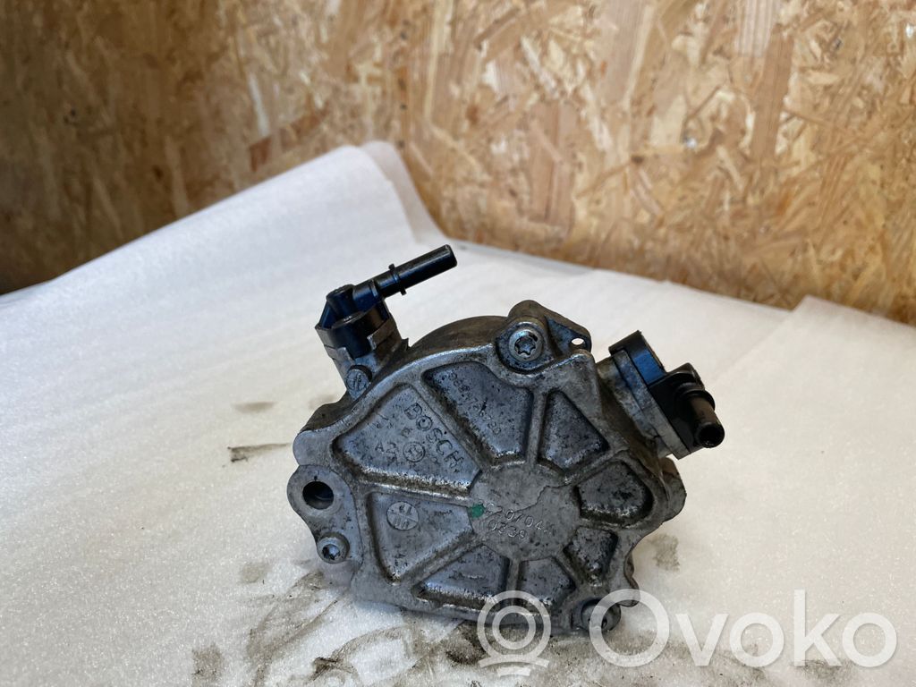 Ford Fiesta Bomba de vacío 