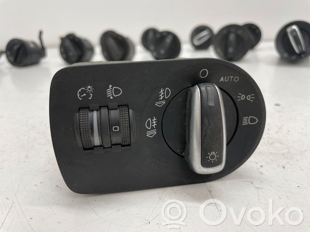 Audi A1 Light switch 