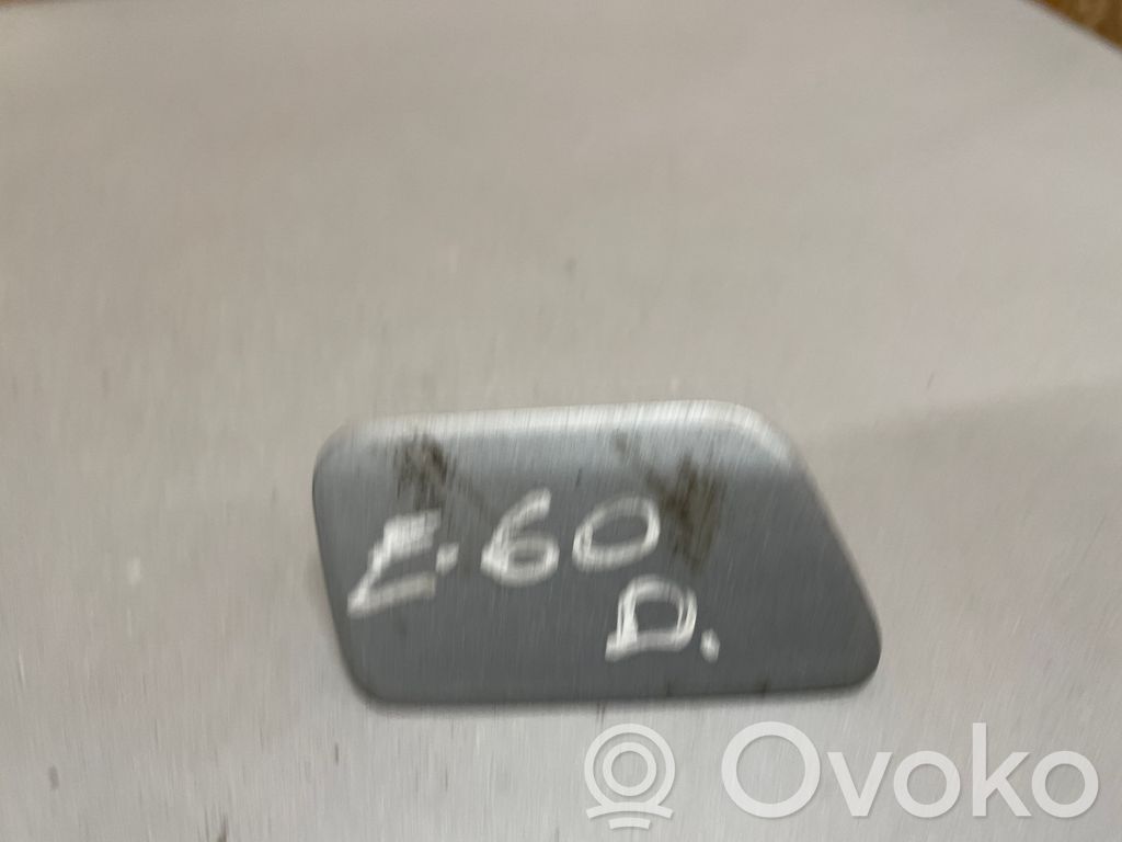 BMW 5 E60 E61 Žibintų apiplovimo purkštukų dangtelis 