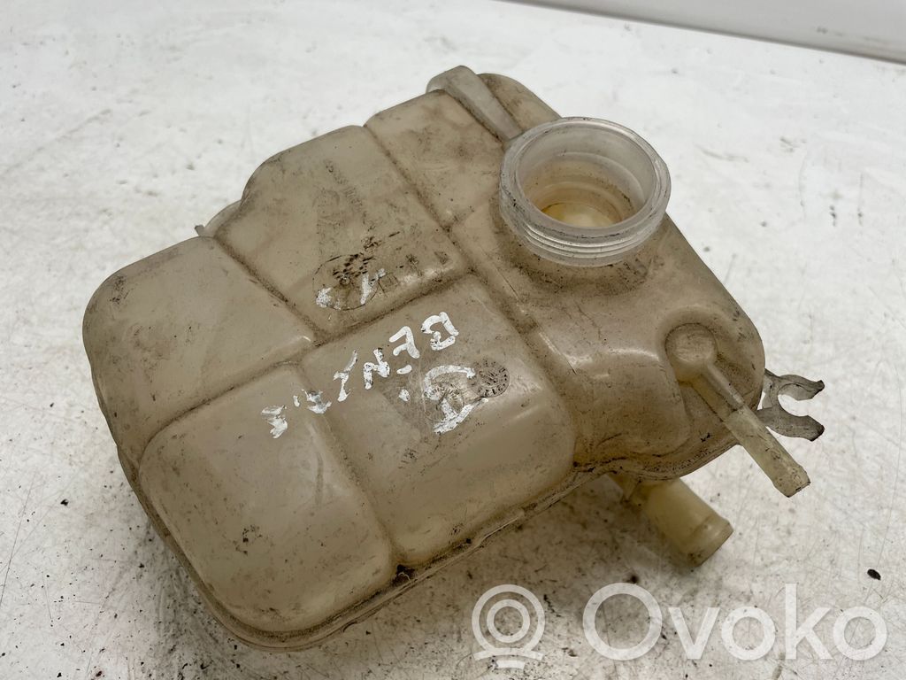 Opel Astra J Aušinimo skysčio išsiplėtimo bakelis 
