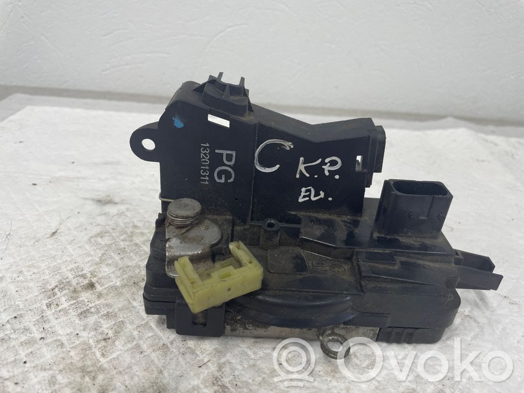 Opel Vectra C Front door lock 
