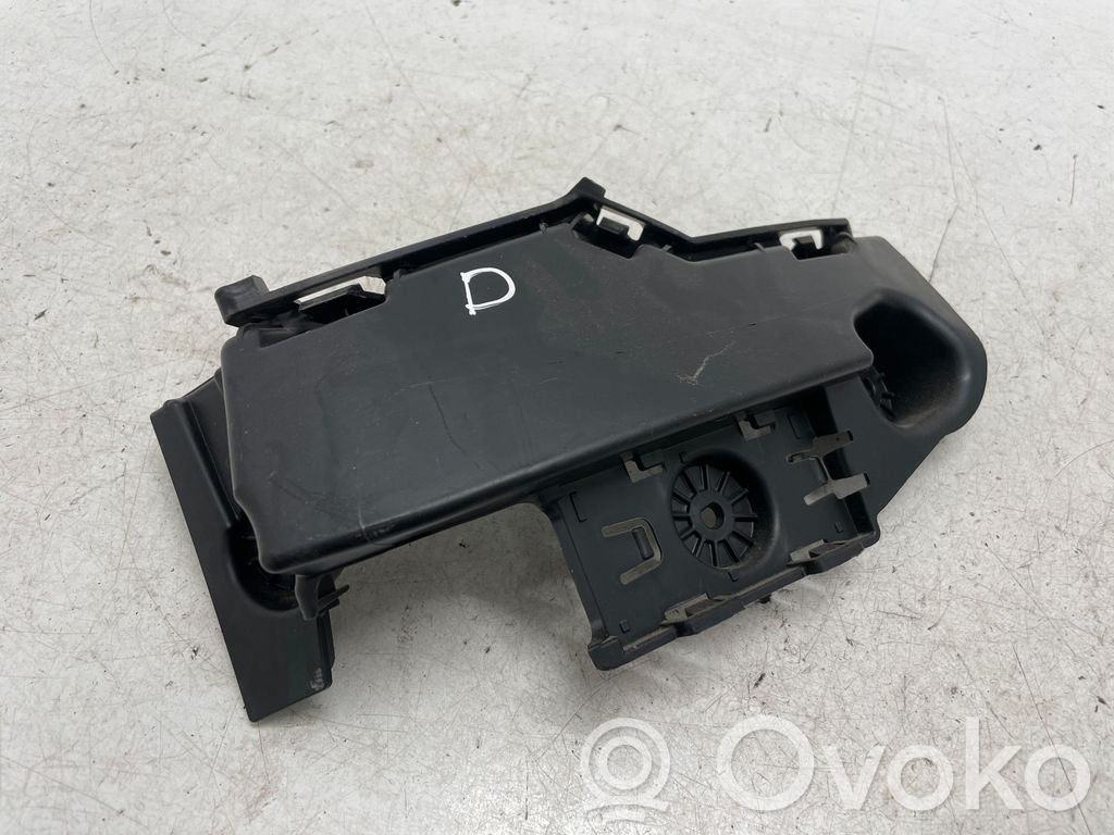 Skoda Octavia Mk4 Galinis laikiklis bamperio 