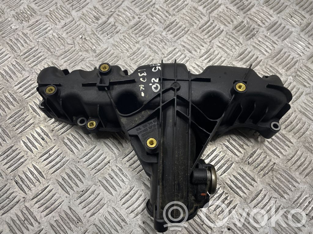 Audi A5 8T 8F Colector de admisión 