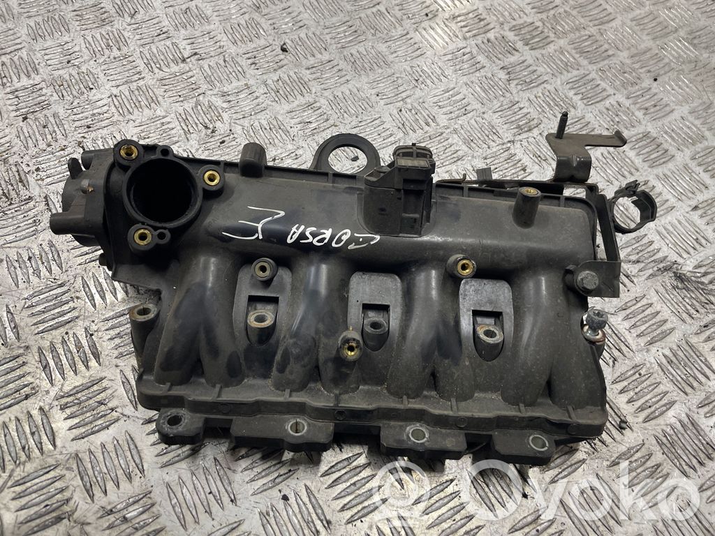 Opel Corsa E Kolektorius įsiurbimo 