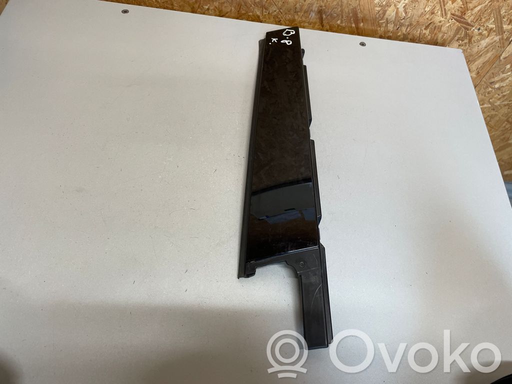Volkswagen PASSAT B8 Listwa / Uszczelka szyby drzwi przednich 