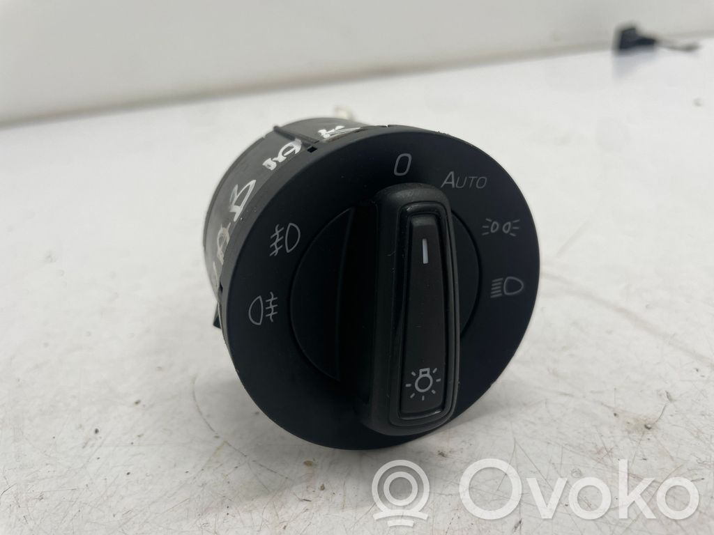 Skoda Kodiaq Light switch 
