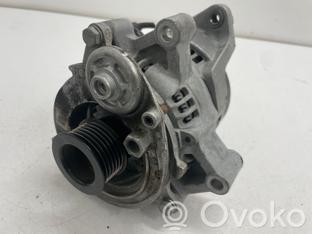 BMW 3 G20 G21 Ģenerators 