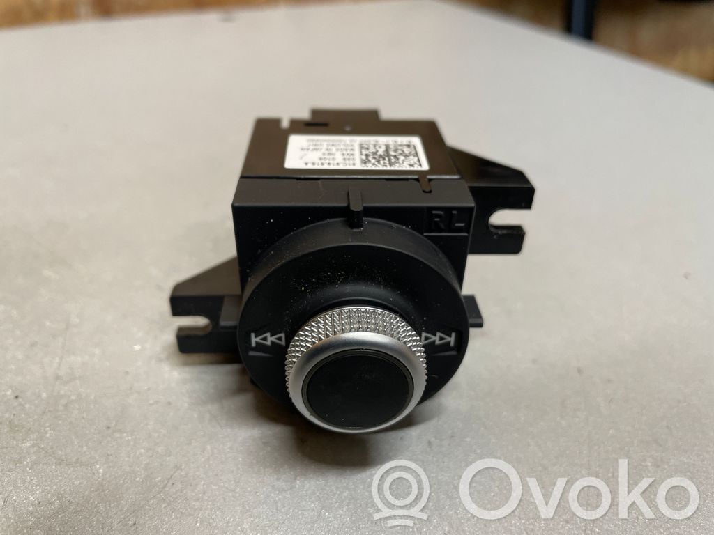 Audi Q2 - Mando de control del sonido 