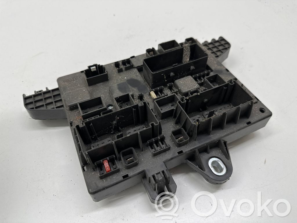 Módulo de fusible   13368650