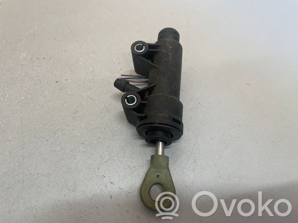 BMW 3 F30 F35 F31 Darba sajūga cilindrs 