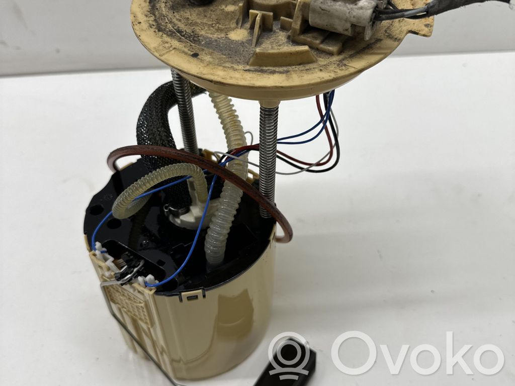 Opel Astra K Bomba interna de combustible 