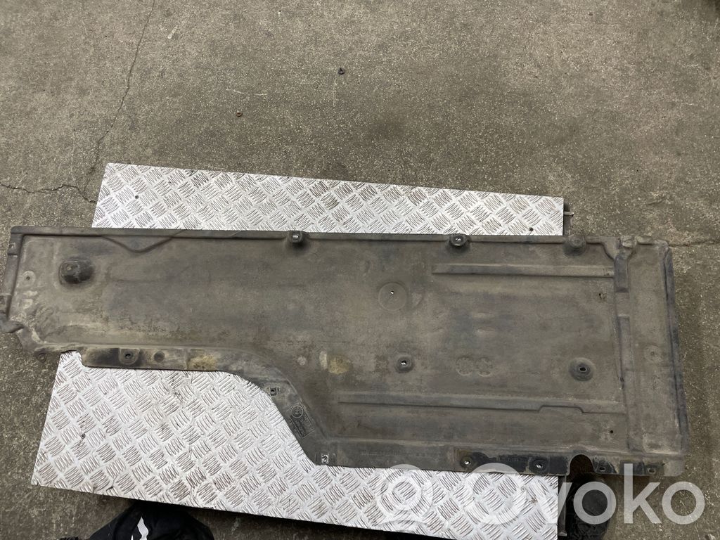 BMW 5 E60 E61 Šoninė dugno apsauga 