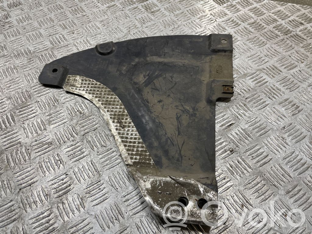 BMW 3 E90 E91 Cita veida apakšas detaļa 