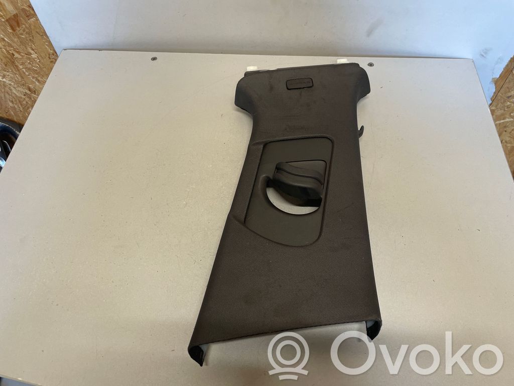 Audi A4 S4 B9 Pilar (B) (superior) 