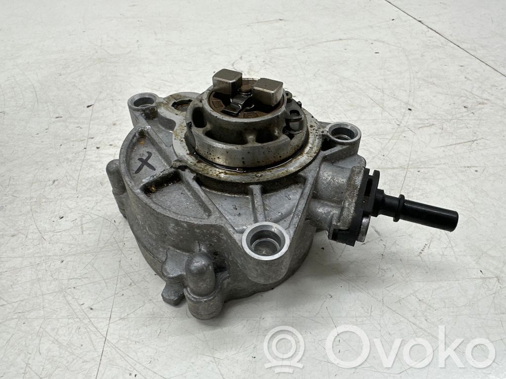 Opel Corsa F Bomba de vacío 