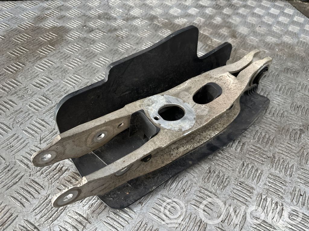 Audi A4 S4 B9 Rear upper control arm/wishbone 