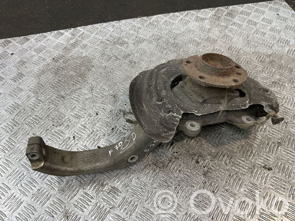 BMW X5 E70 Front wheel hub 