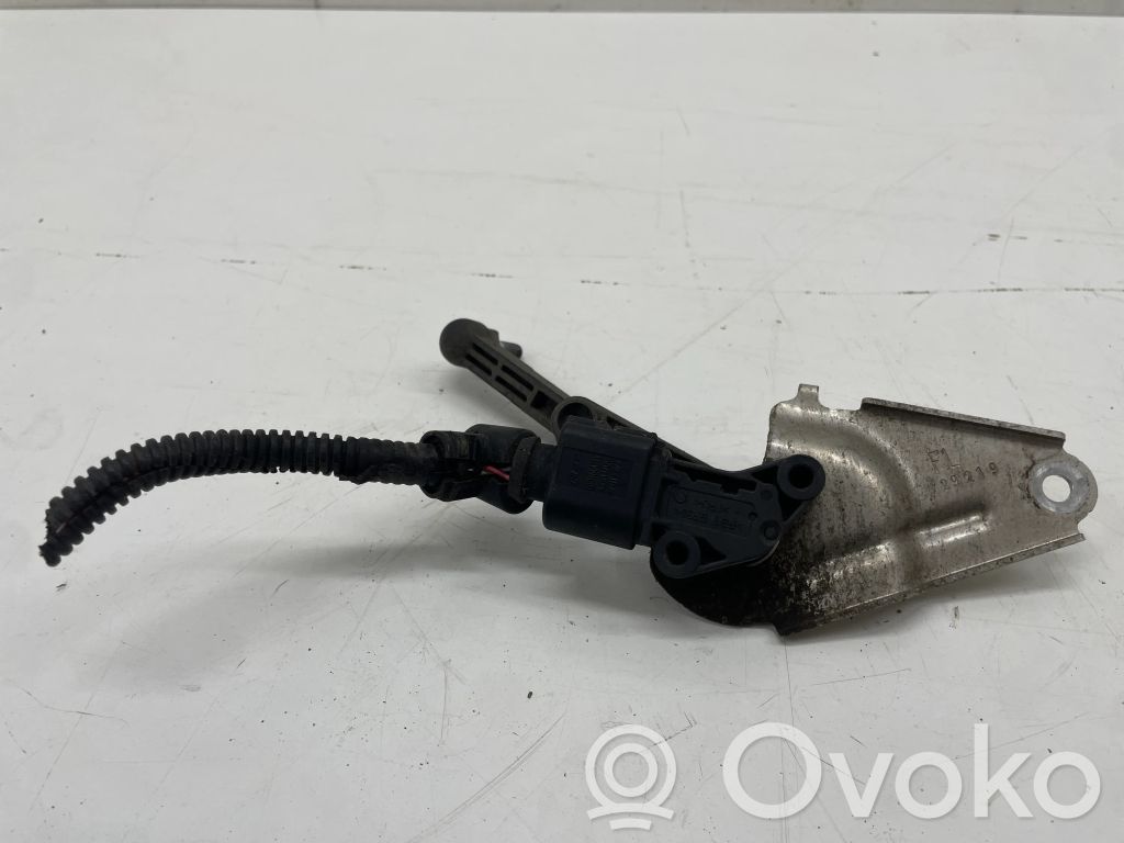 Tesla Model 3 Air suspension front height level sensor 