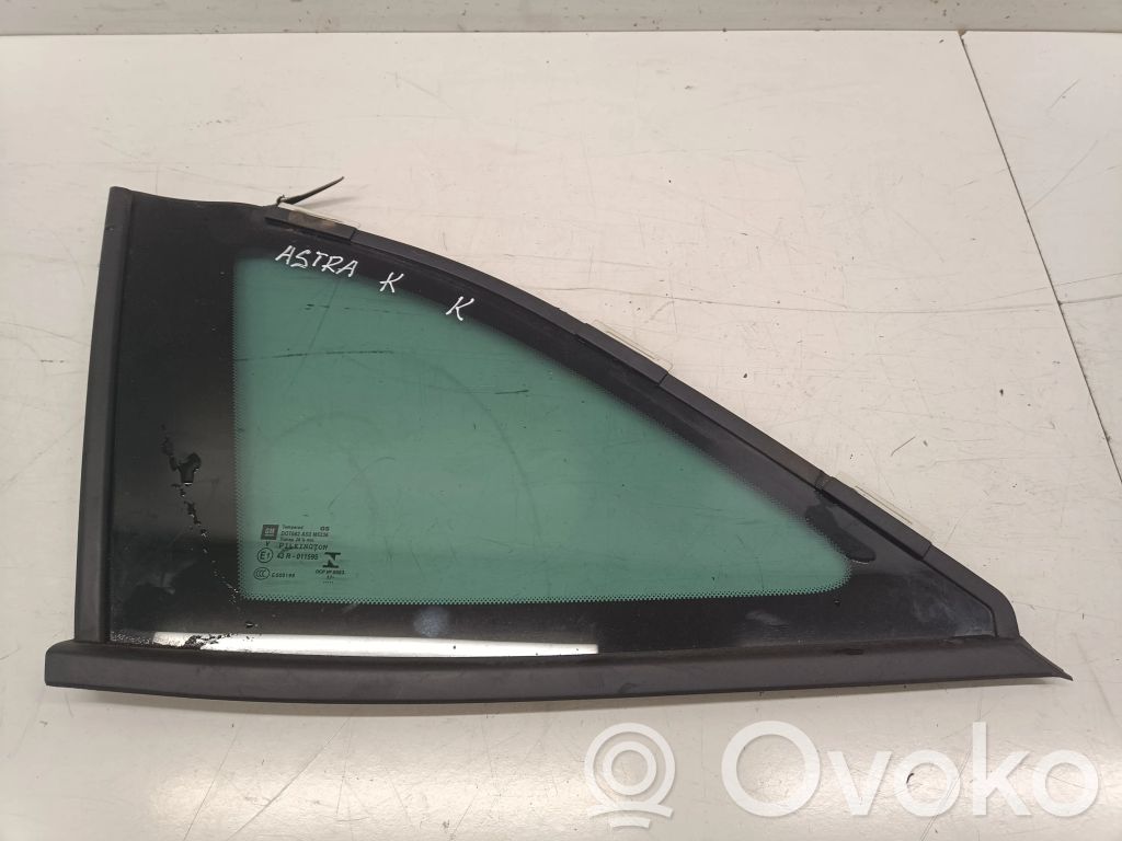 Opel Astra K Takasivuikkuna/-lasi 