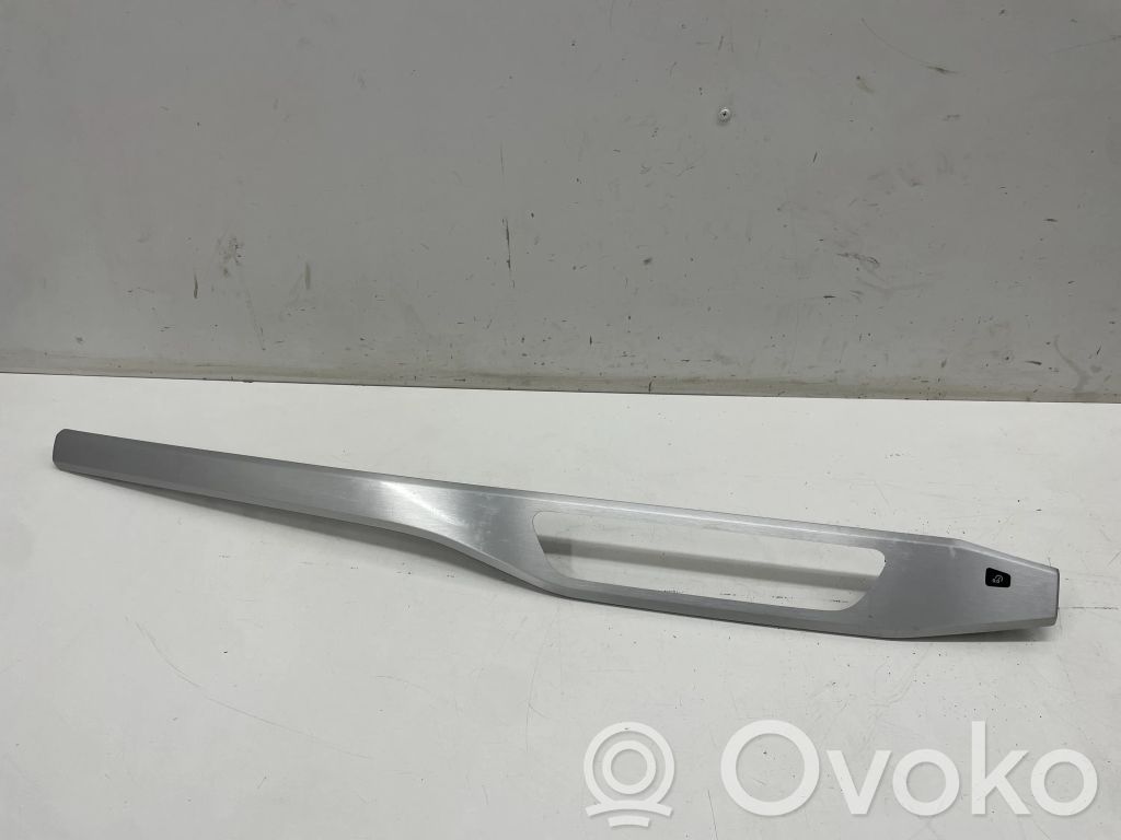 Audi A4 S4 B9 8W Paneelin lista 