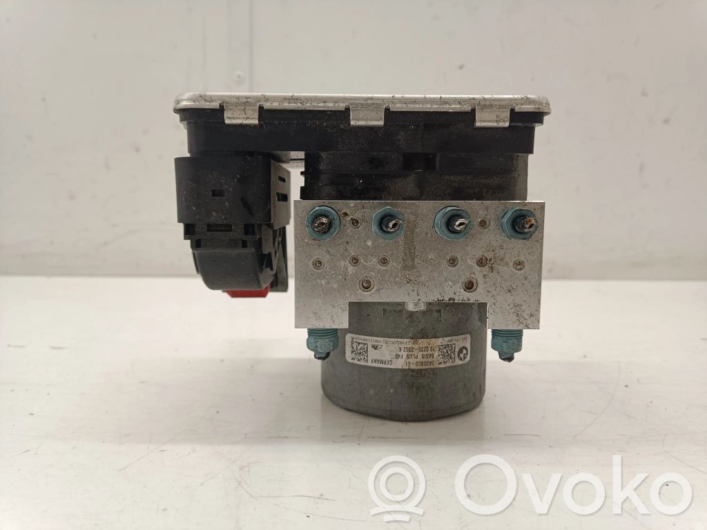 BMW 1 F40 ABS Pump 