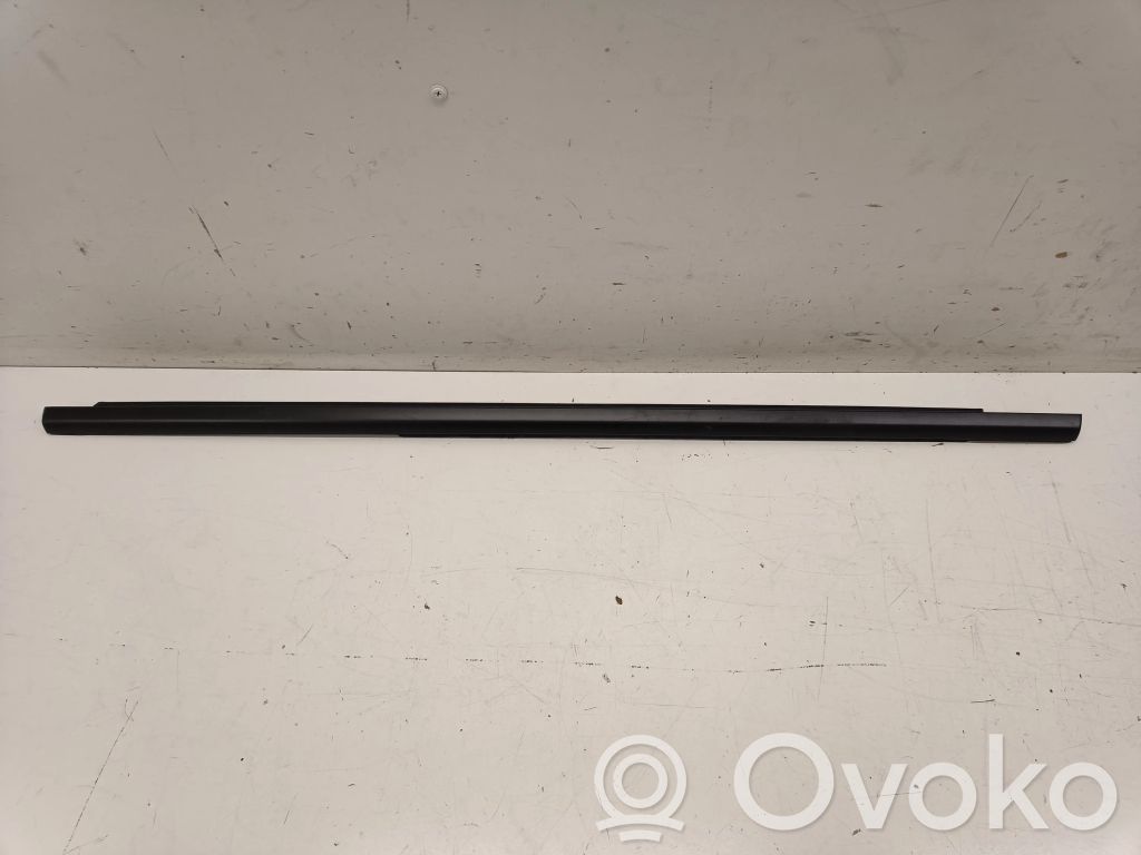 BMW 3 G20 G21 Listwa / Uszczelka szyby drzwi tylnych 